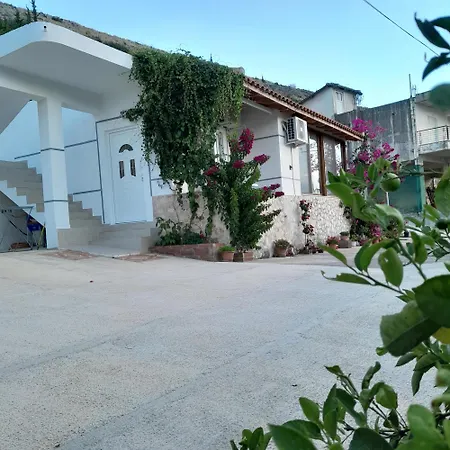 Denni's Sarandë