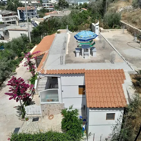 Πανσιόν Denni's *