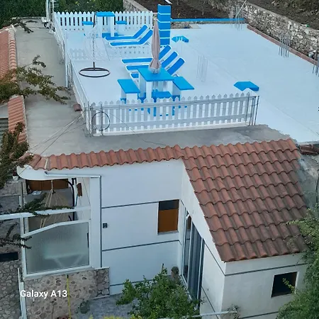 Denni's ゲストハウス Sarandë